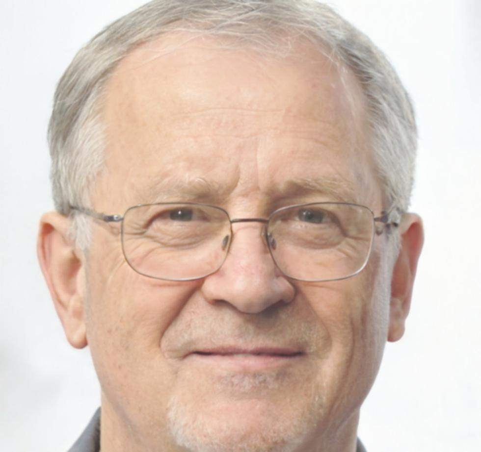 Porträt von Thomas Reinhardt, Finanzanalyst bei tramolivena